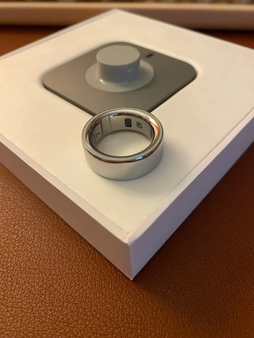 Oura Ring 4 Silver Size 7